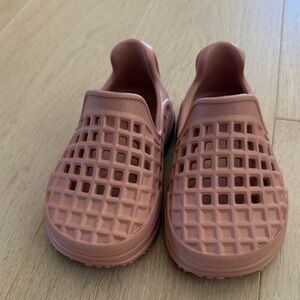 Lusso cloud kids slip ons